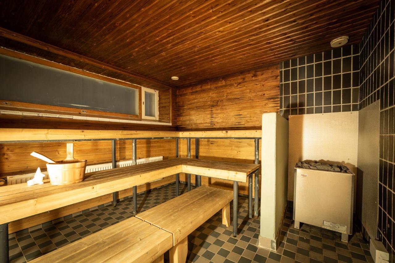 Kulkuri Hostellit Haemeenlinna Hämeenlinna Exterior foto
